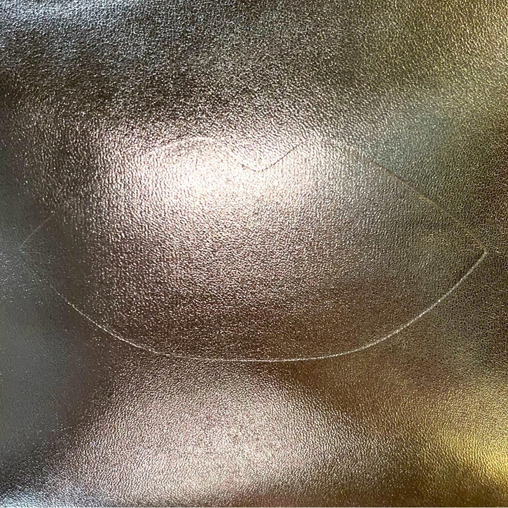 Yves Saint Laurent Beauté Pouch Rose Gold - Picture 2 of 10